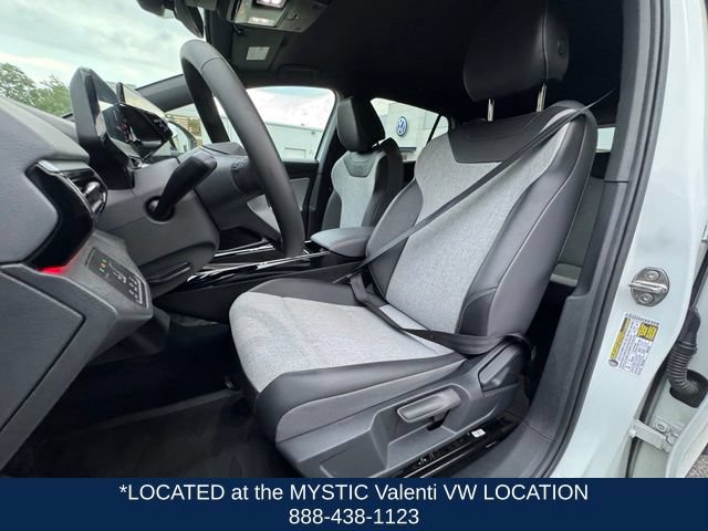 Certified 2023 Volkswagen ID.4 Pro AWD/4WD image 31