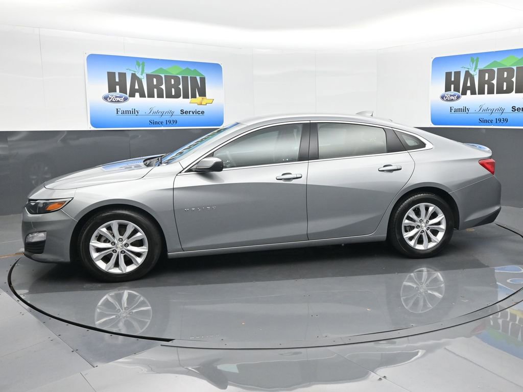 Used 2023 Chevrolet Malibu LT image 2