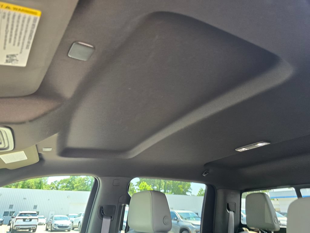 Certified 2022 Chevrolet Silverado 1500 LTZ w/ Safety Package II AWD/4WD image 21