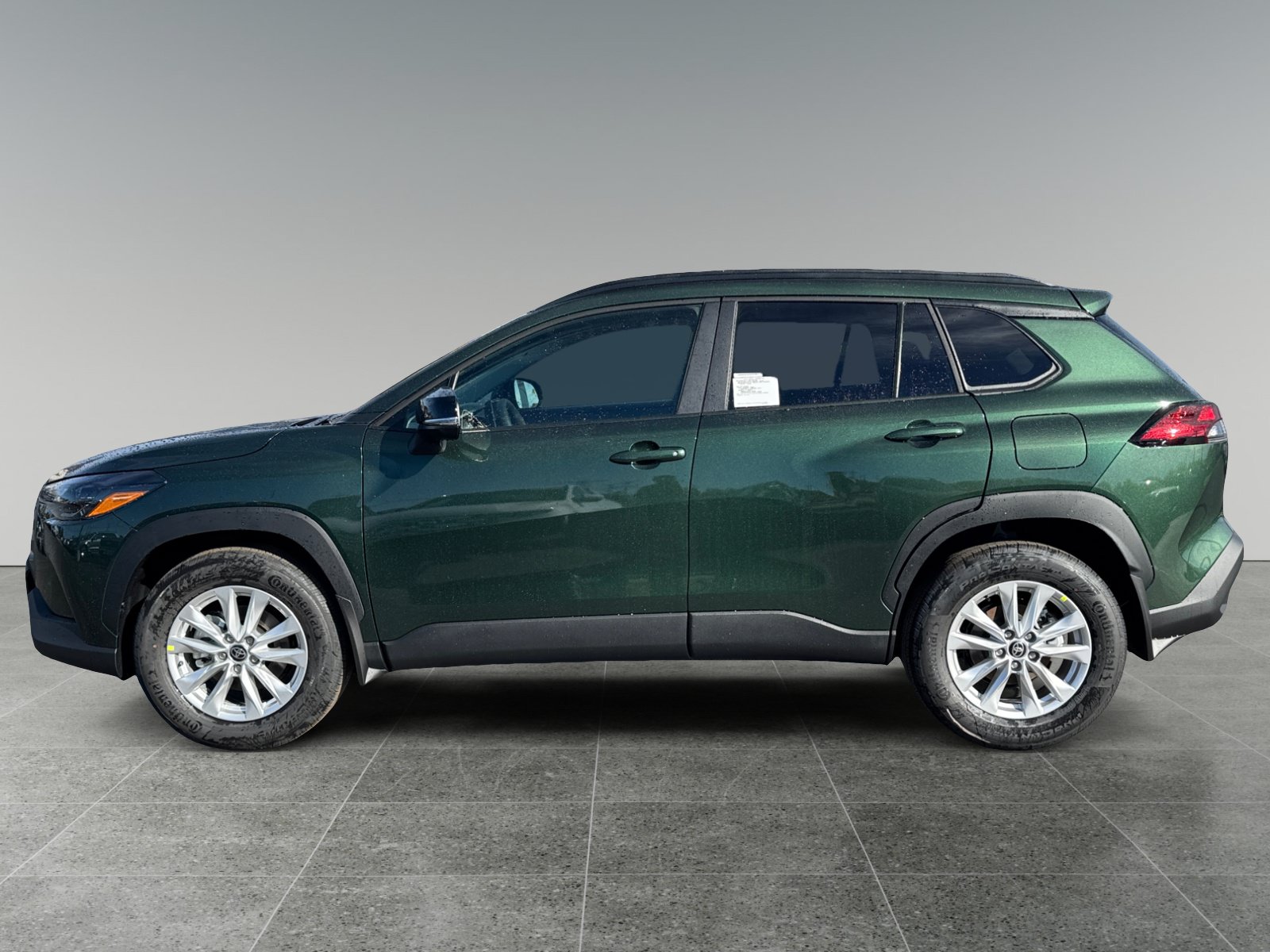 New 2026 Toyota Corolla Cross LE w/ Moonroof Package AWD/4WD image 2