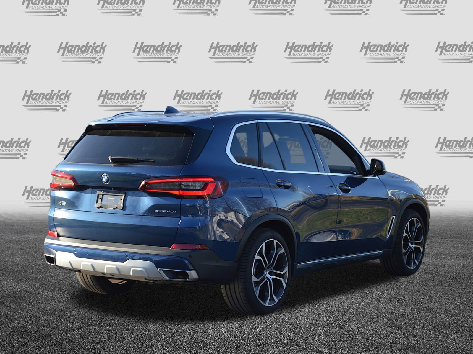 Used 2022 BMW X5 xDrive40i w/ Premium Package image 11