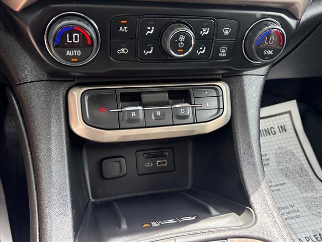 Certified 2022 GMC Acadia Denali w/ Denali Ultimate Package AWD/4WD image 16