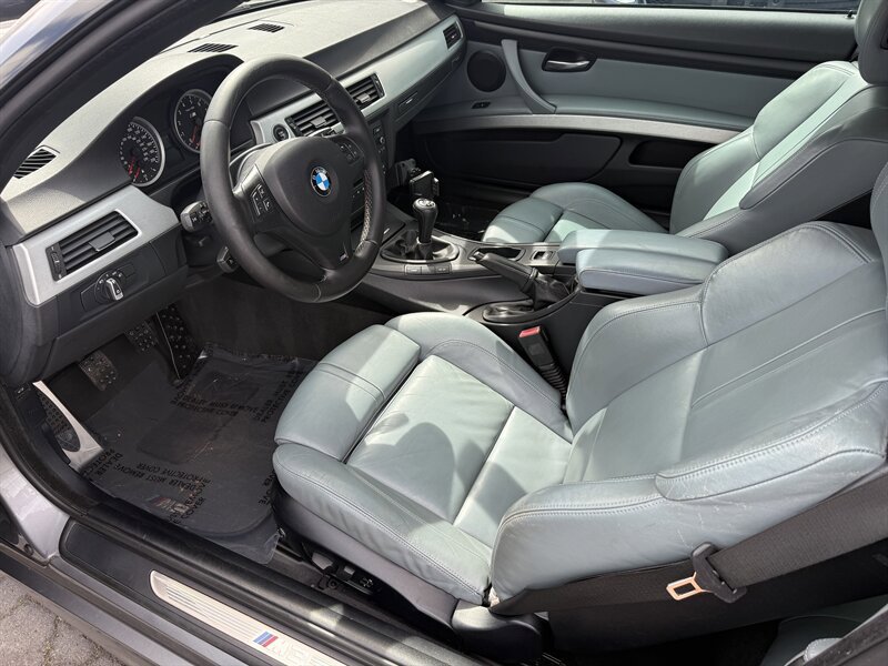 Used 2009 BMW M3 Convertible RWD image 8