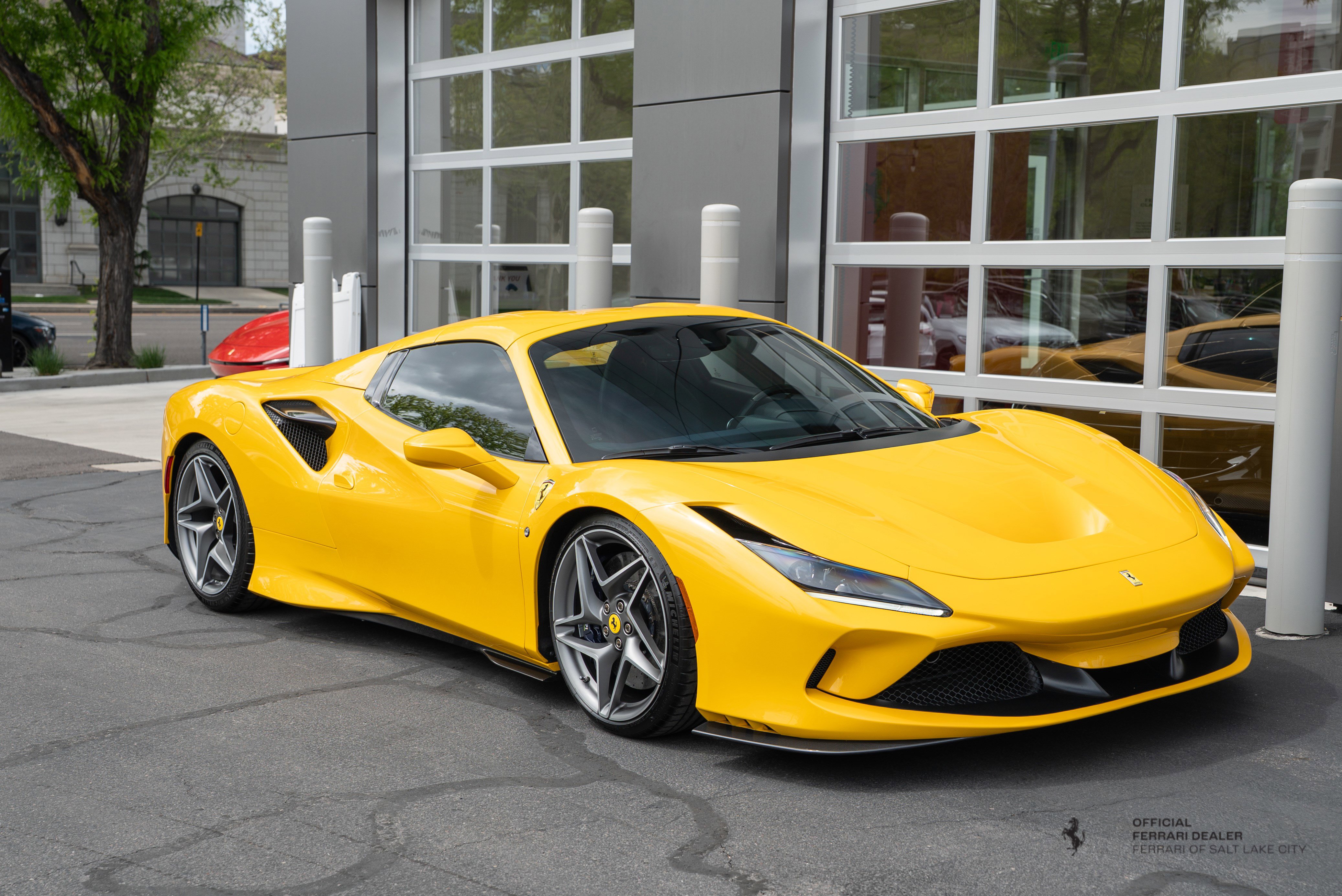 Certified 2021 Ferrari F8 Tributo image 14