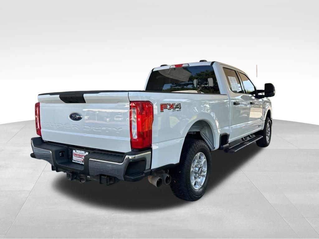 Used 2025 Ford F250 XLT w/ FX4 Off-Road Package AWD/4WD image 3