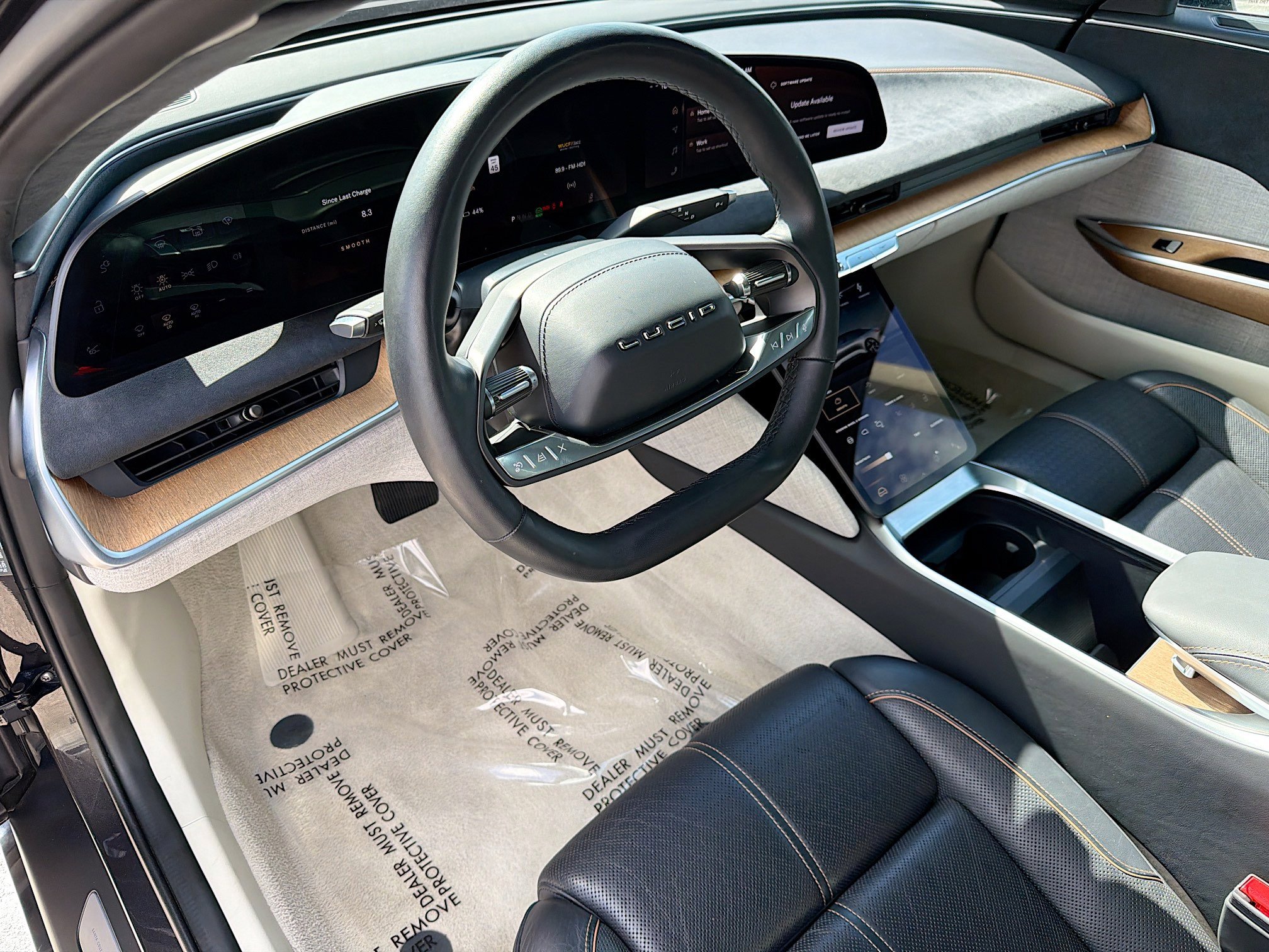 Used 2023 Lucid Air Grand Touring image 26