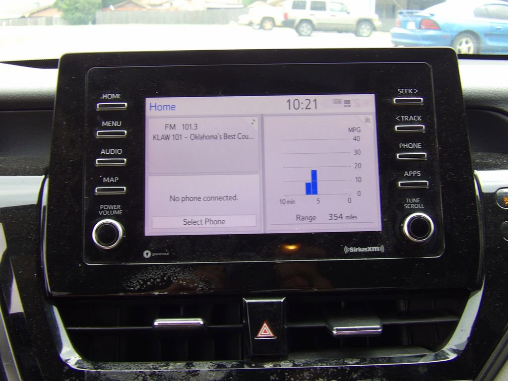 Used 2021 Toyota Camry LE FWD image 16