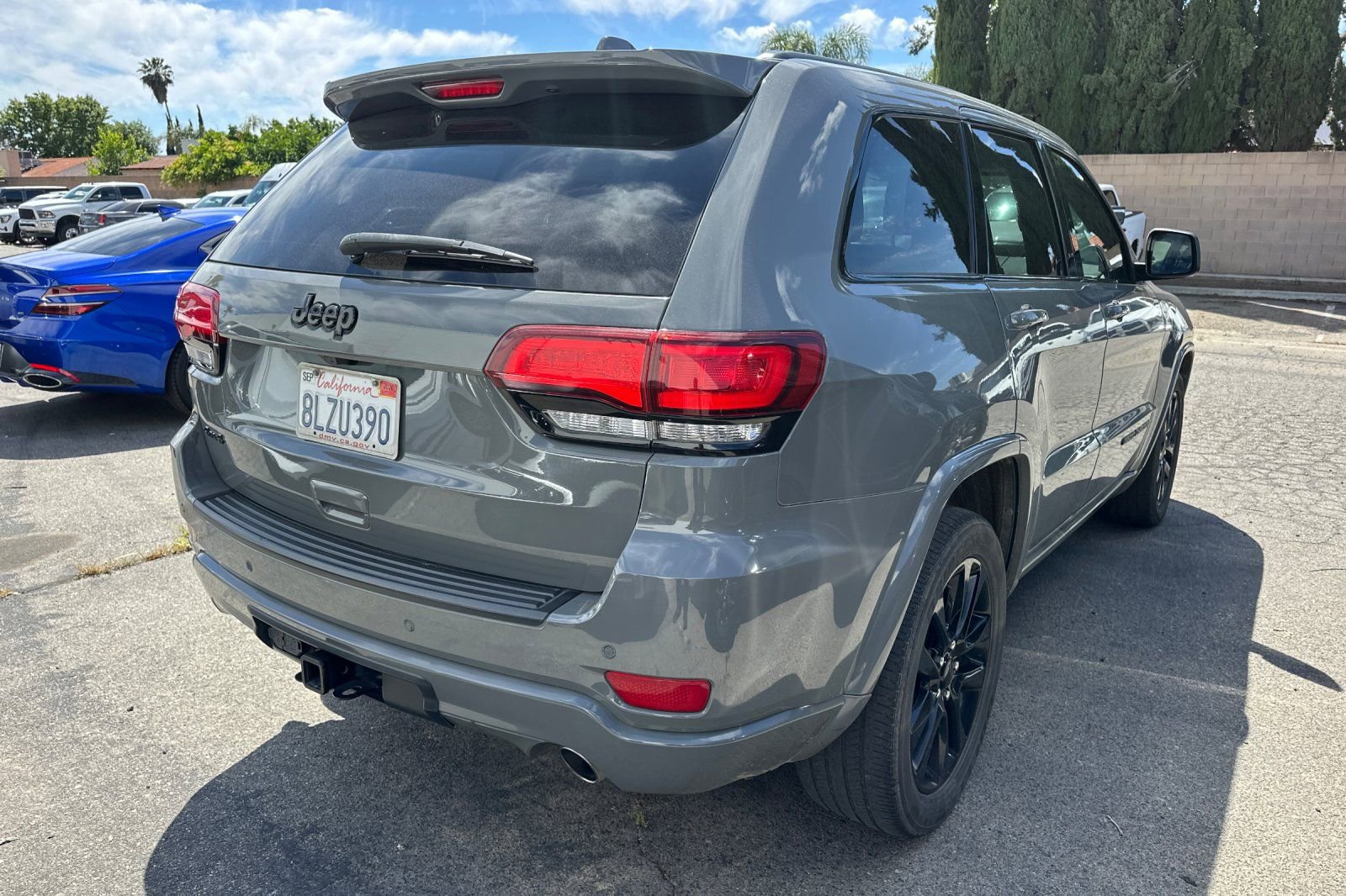 Used 2020 Jeep Grand Cherokee Altitude image 7