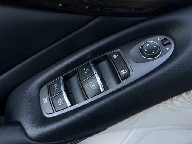 Used 2019 INFINITI Q50 Luxe w/ Cargo Package (L96) image 12