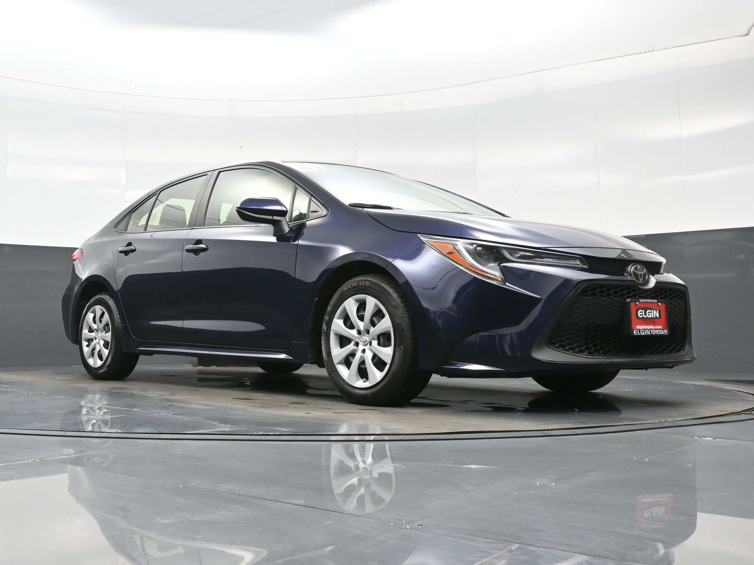 Used 2021 Toyota Corolla LE w/ Carpet Mat Package (TMS) image 24