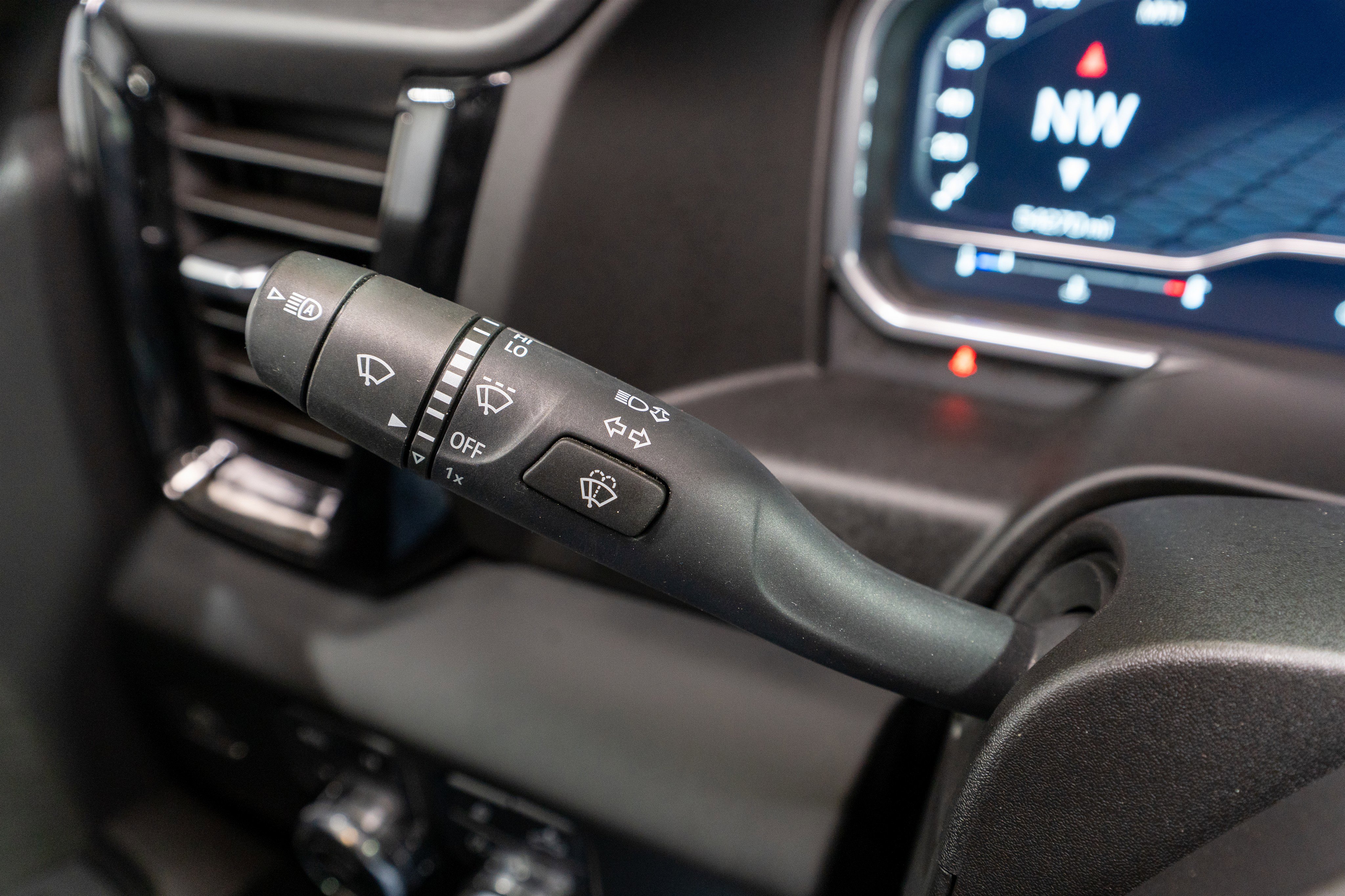 Used 2024 GMC Sierra 1500 AT4 w/ Technology Package image 33