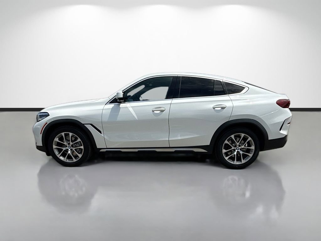 Used 2021 BMW X6 sDrive40i w/ Premium Package image 6