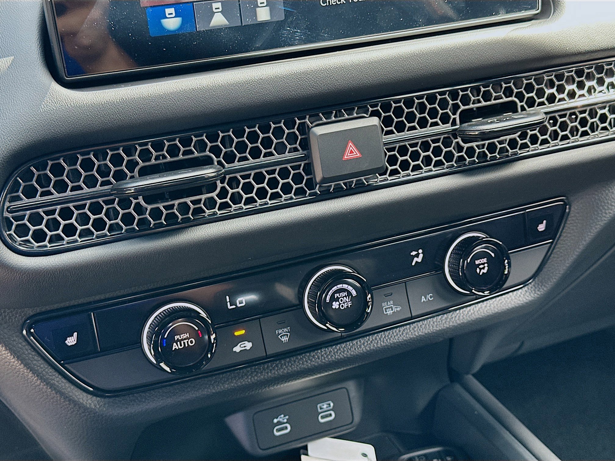 New 2026 Honda HR-V Sport image 12