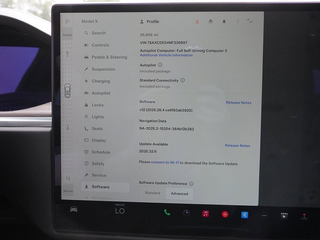 Used 2022 Tesla Model X image 56