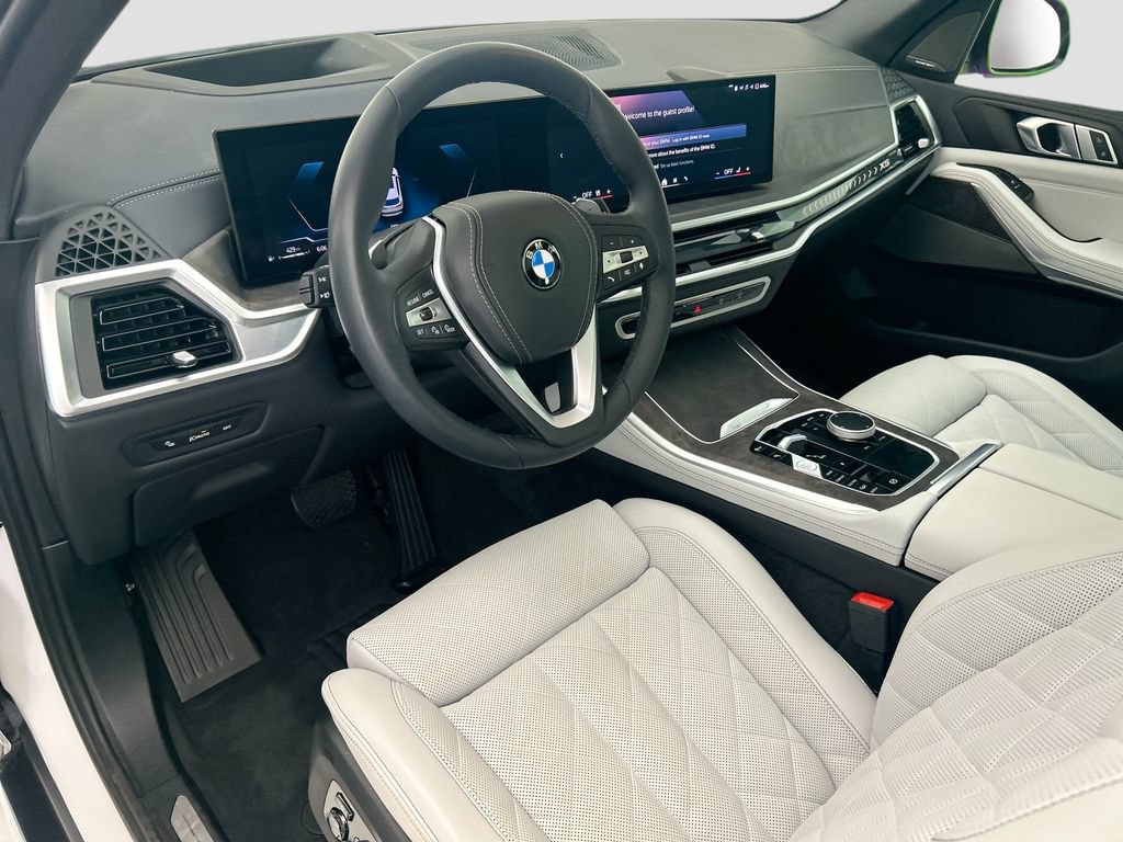 Certified 2024 BMW X5 xDrive40i w/ Premium Package AWD/4WD image 9
