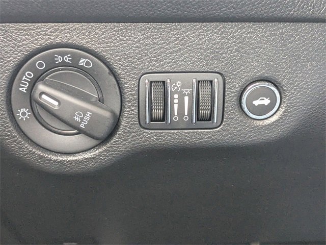 Used 2022 Dodge Challenger SXT w/ Blacktop Package image 23