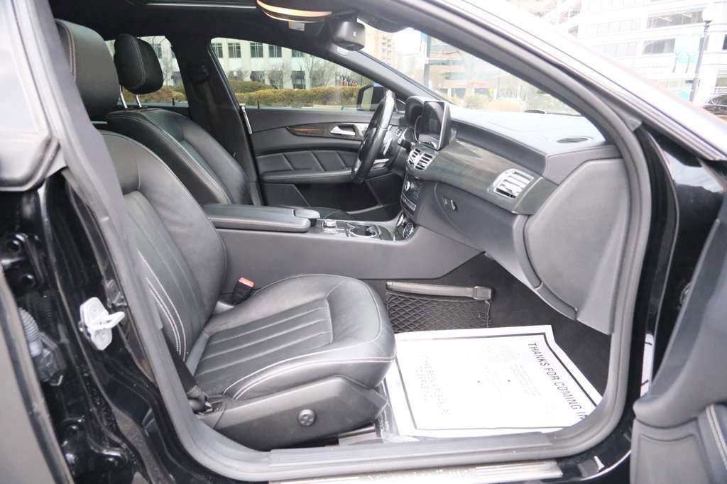 Used 2018 Mercedes-Benz CLS 550 4MATIC image 34