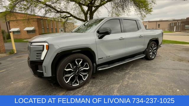 Used 2024 GMC Sierra EV Denali AWD/4WD image 4