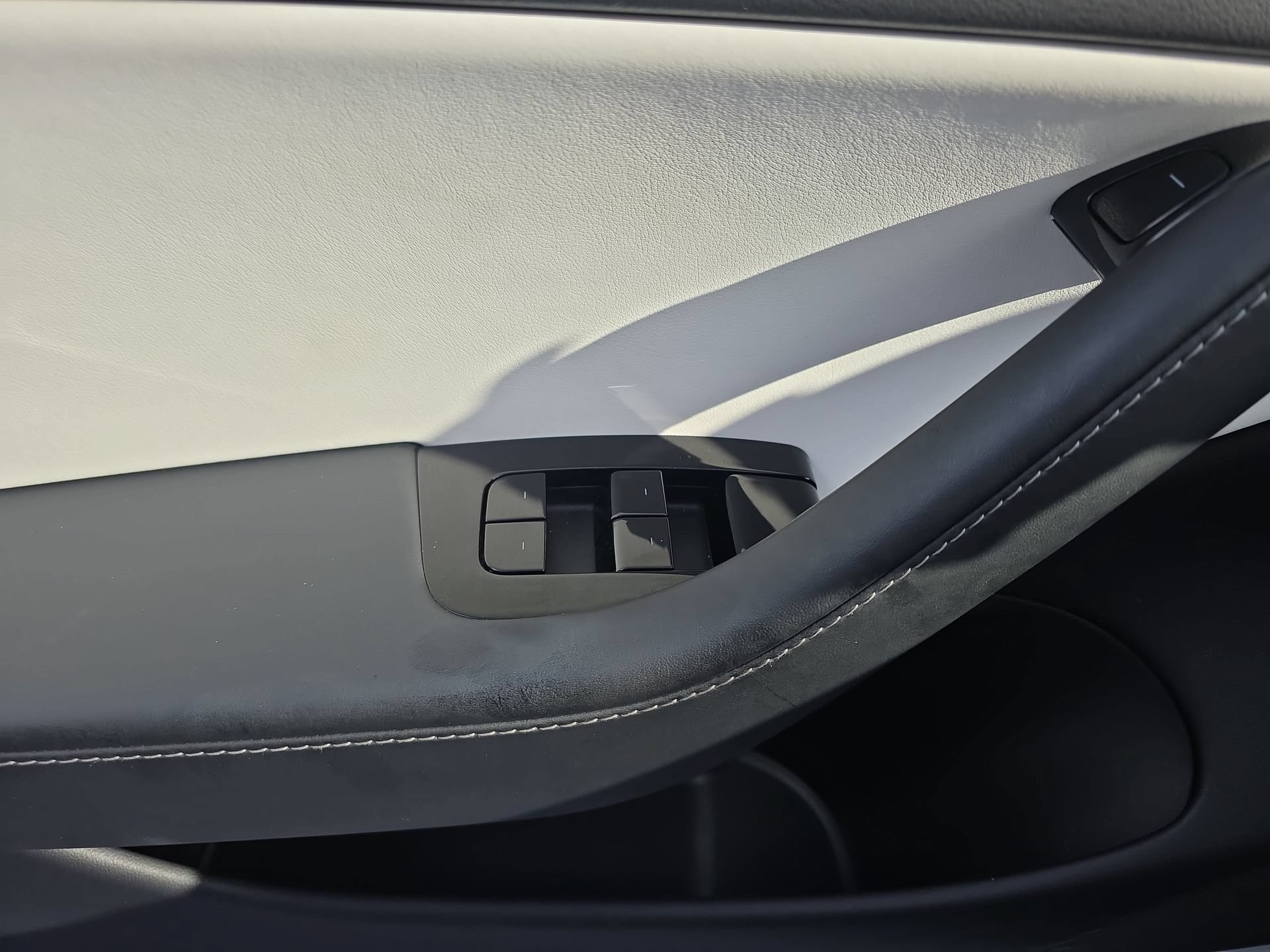 Used 2019 Tesla Model 3 Long Range AWD/4WD image 25