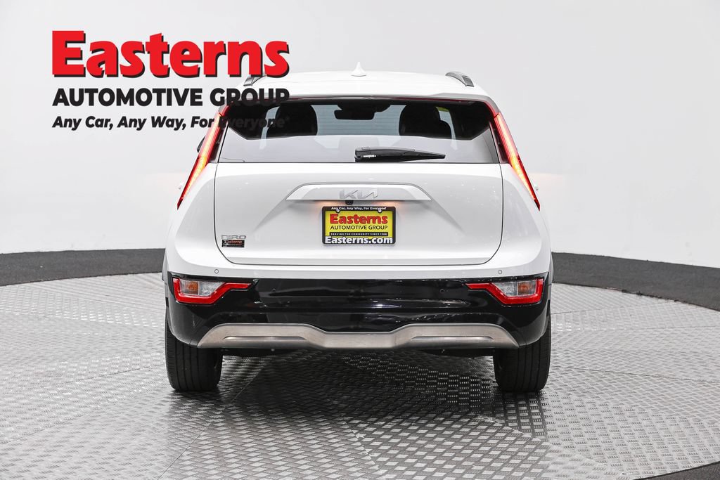 Used 2023 Kia Niro Wind w/ Wind Preserve Package FWD image 6