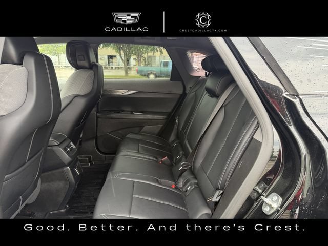 Used 2025 Cadillac Optiq Sport 1 w/ LPO, ONYX Package AWD/4WD image 28