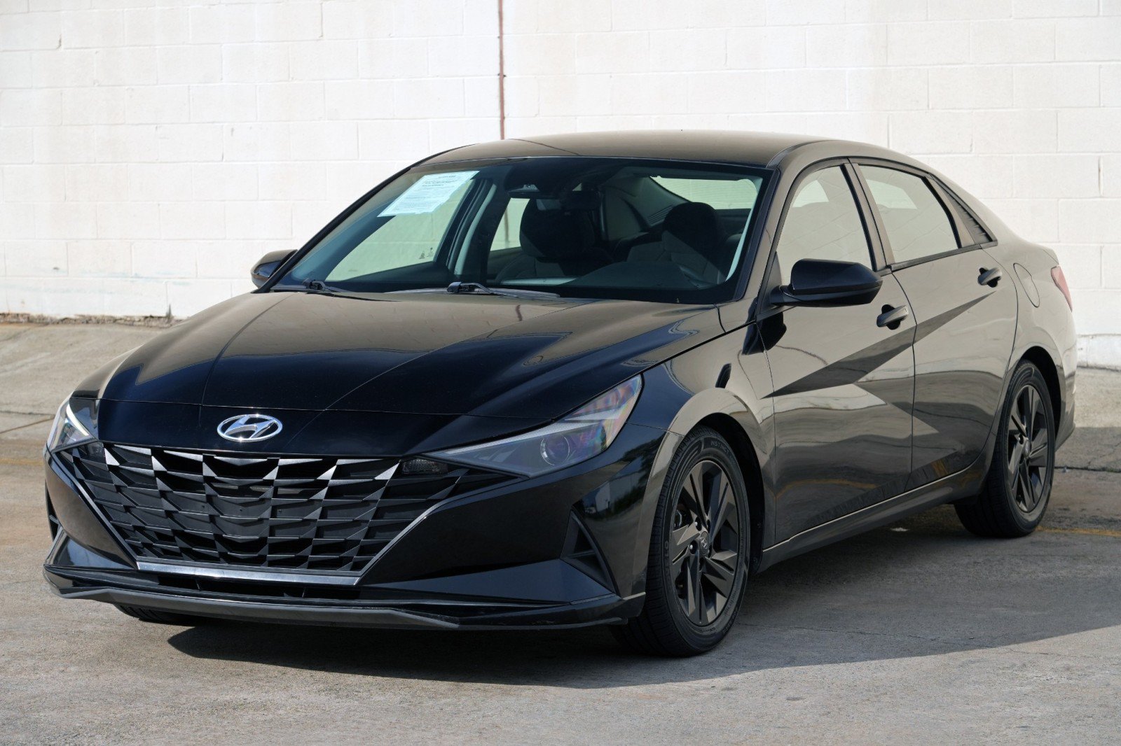 Used 2021 Hyundai Elantra SEL FWD image 41