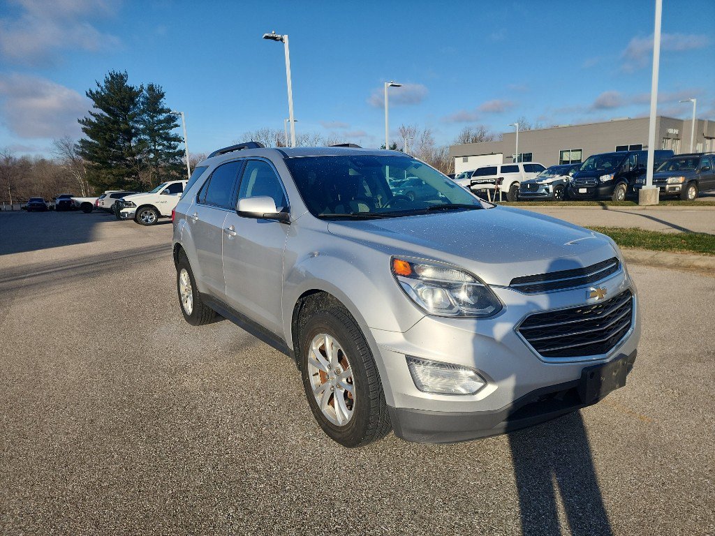 Used 2017 Chevrolet Equinox LT w/ Driver Confidence Package II image 8