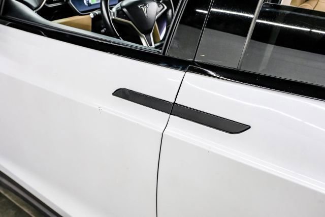 Used 2016 Tesla Model X Performance image 53