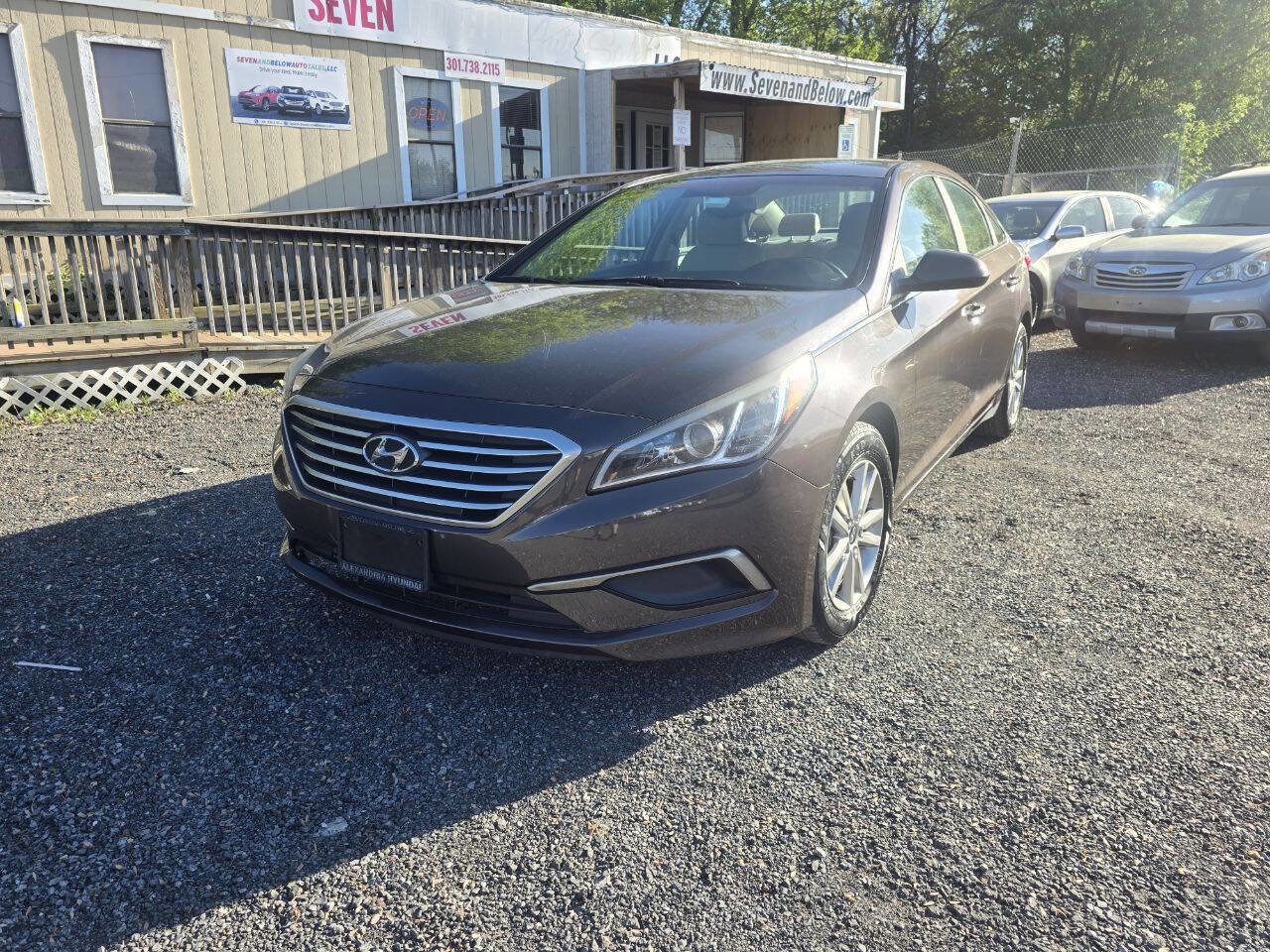 Used 2016 Hyundai Sonata SE FWD image 4