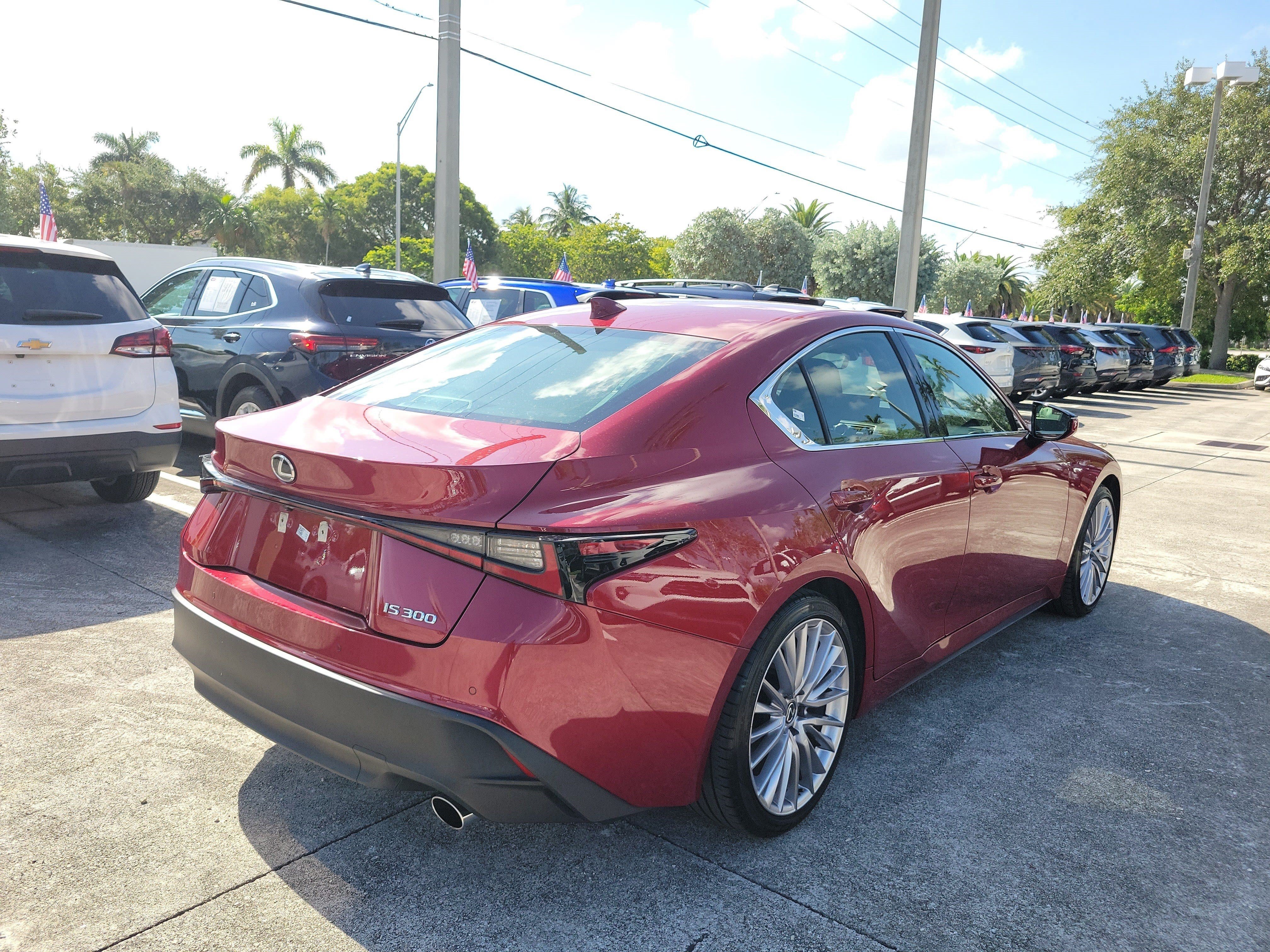 Used 2025 Lexus IS 300 w/ Premium Package RWD image 7