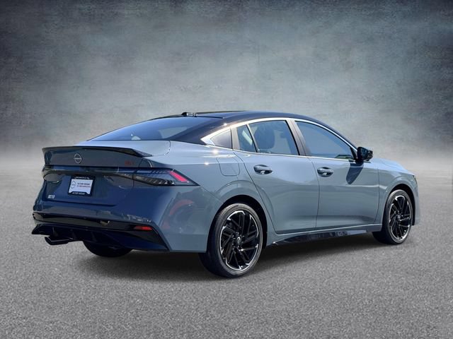 New 2026 Nissan Sentra SR w/ SR Premium Package FWD image 2