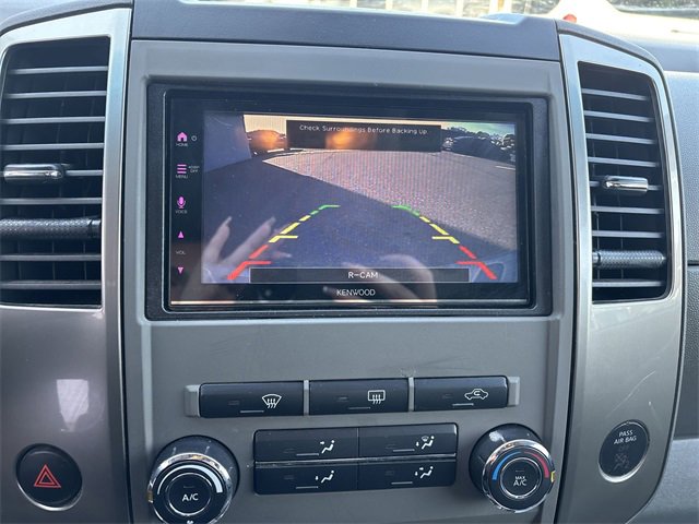 Used 2012 Nissan Frontier SL w/ Moonroof Pkg image 24