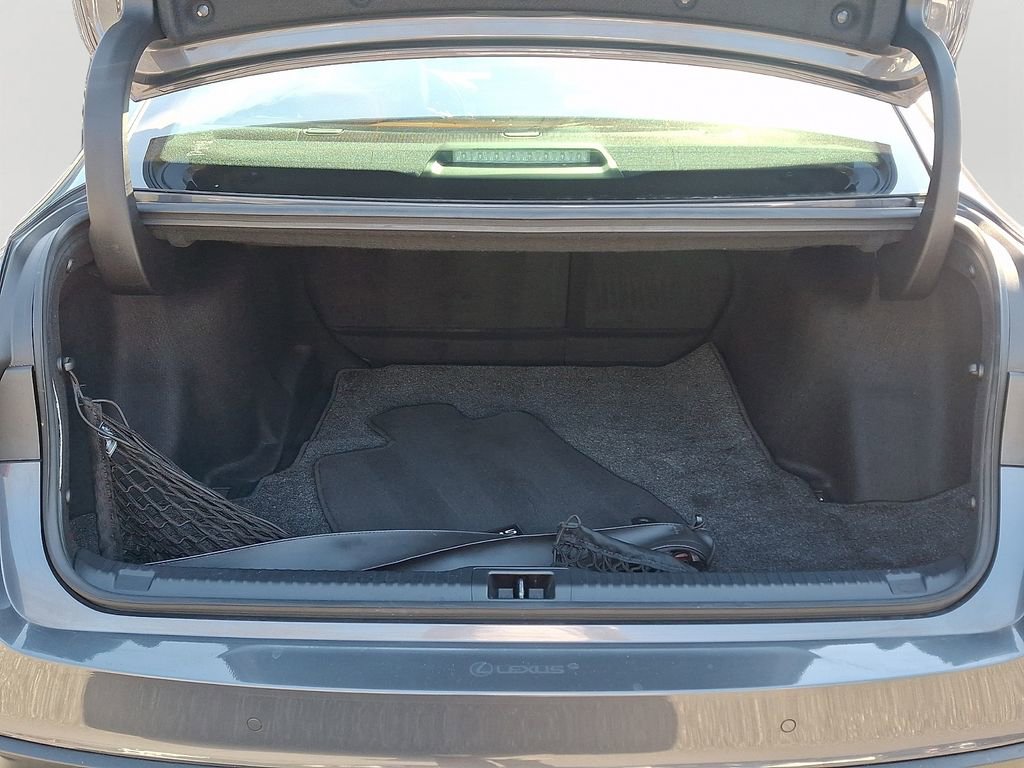 Used 2024 Lexus IS 300 w/ Premium Package image 29