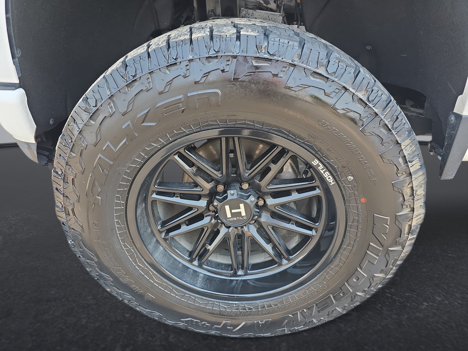 Used 2020 Chevrolet Silverado 1500 LT w/ All-Star Edition AWD/4WD image 18