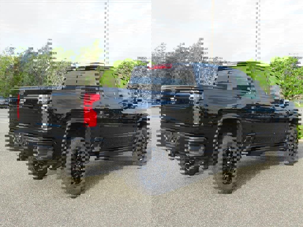 New 2026 Chevrolet Silverado 3500 High Country w/ Midnight Edition image 7