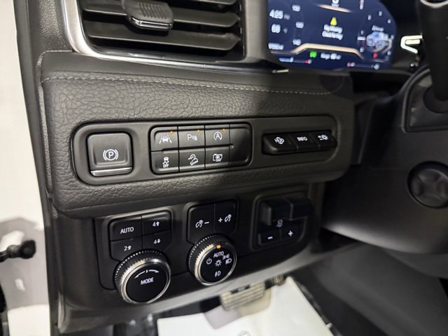 Used 2024 GMC Yukon Denali w/ Max Trailering Package image 13