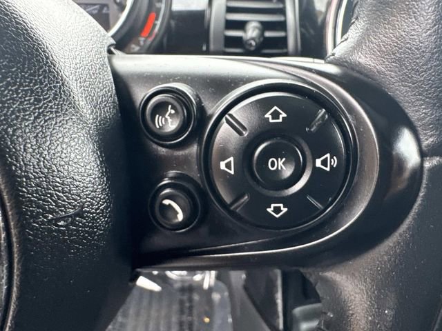 Used 2019 MINI Cooper 2-Door Hardtop w/ Storage Package image 25