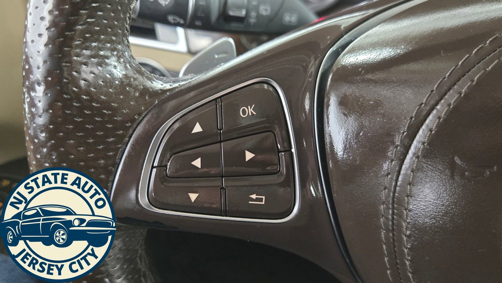 Used 2018 Mercedes-Benz GLS 450 4MATIC w/ Premium Package image 13