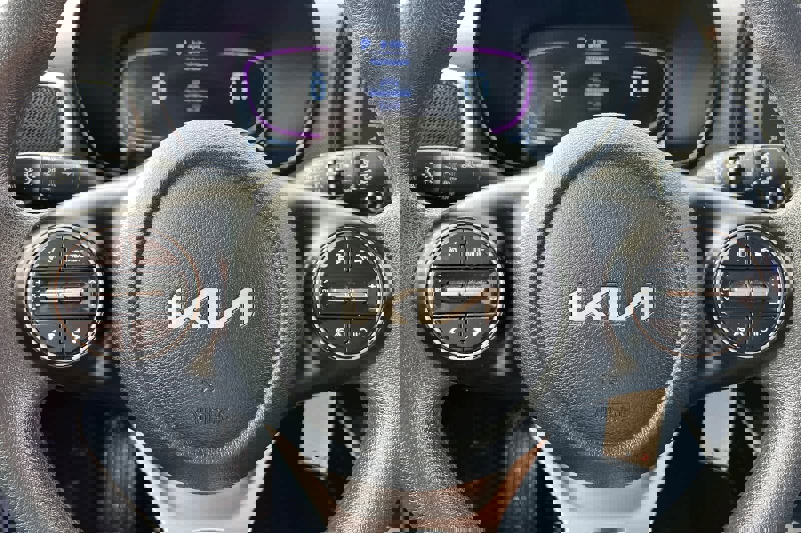 Used 2023 Kia Soul LX image 27