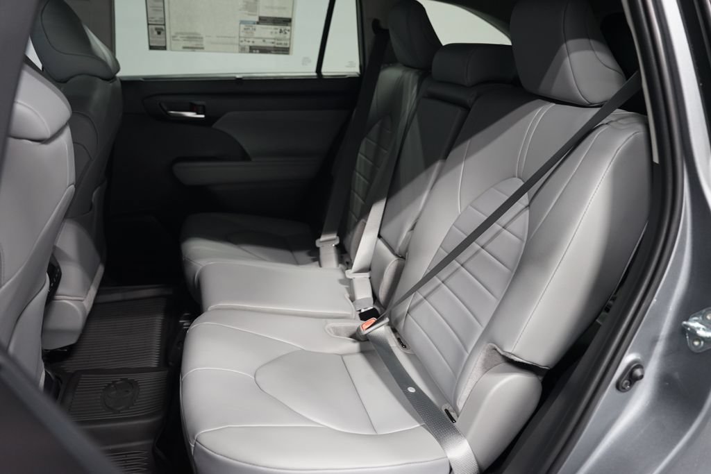 New 2026 Toyota Highlander XLE AWD/4WD image 29