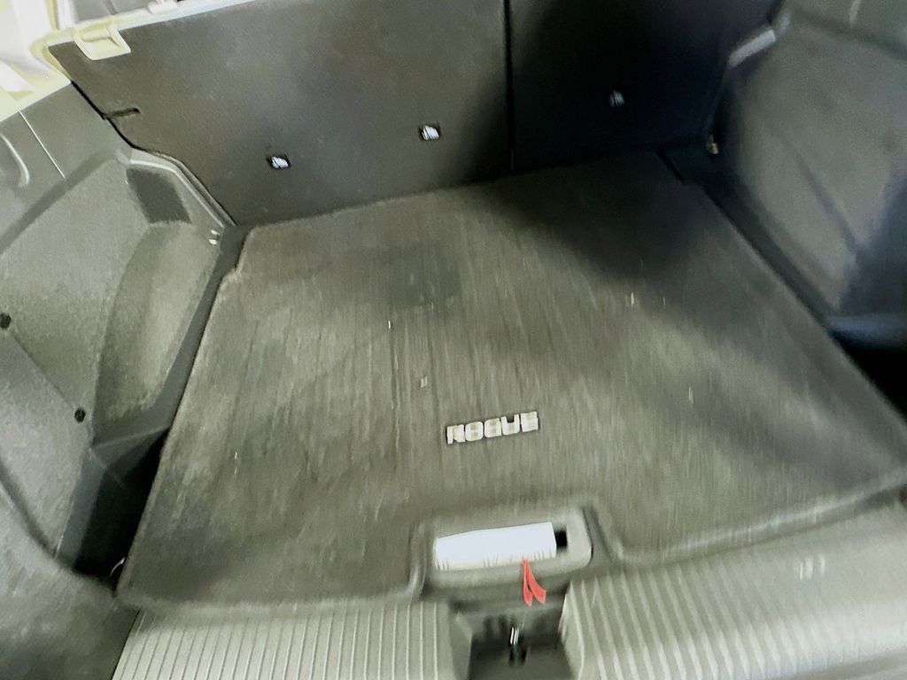 Certified 2023 Nissan Rogue SV image 32