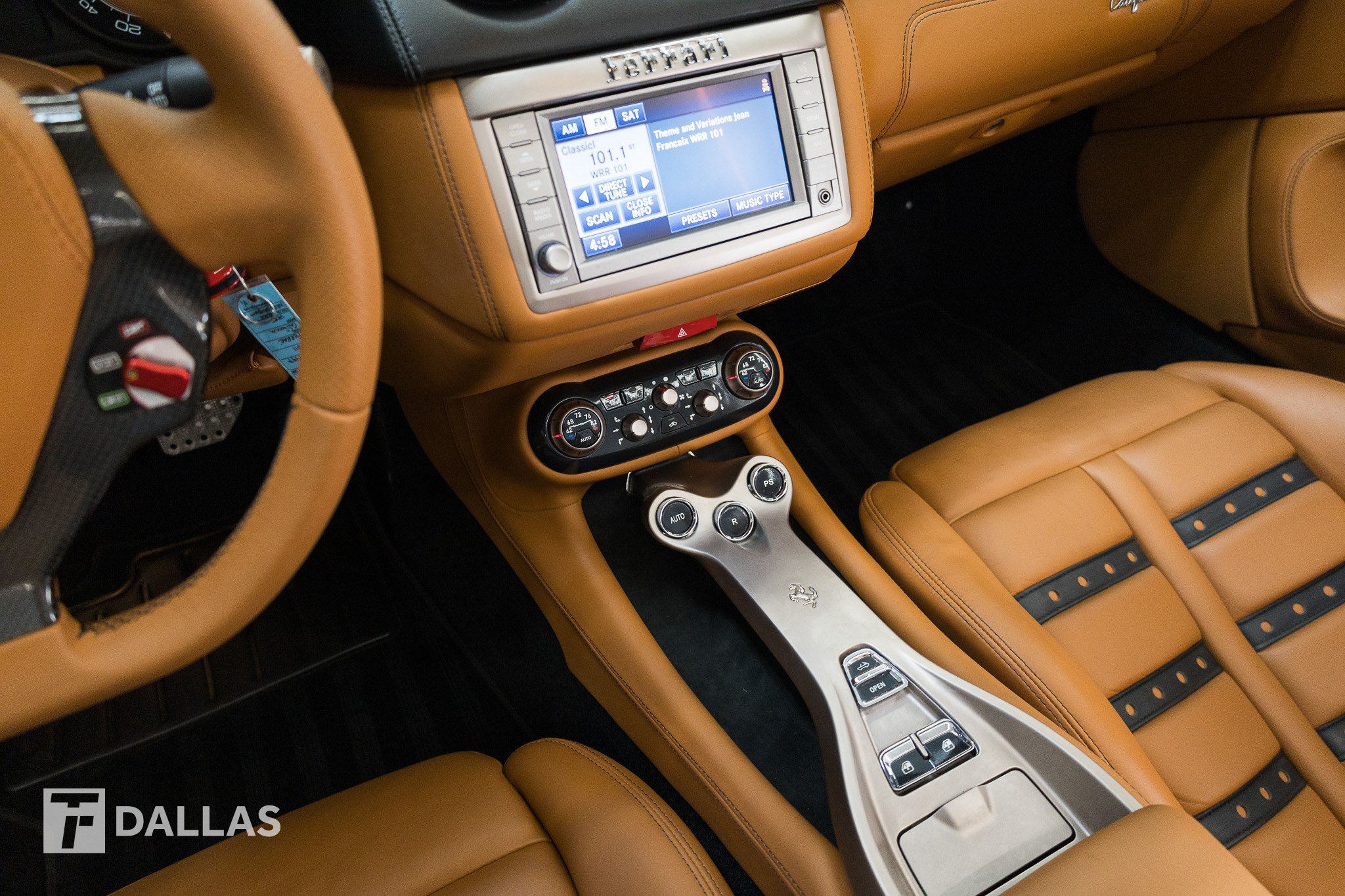 Used 2011 Ferrari California RWD image 33