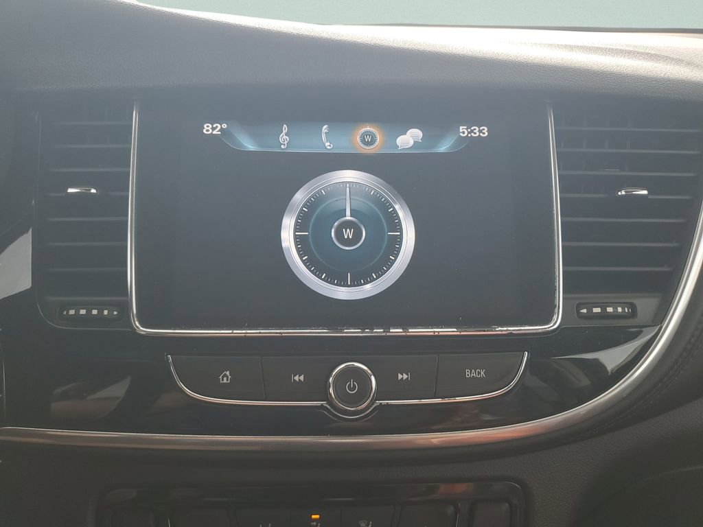 Used 2019 Buick Encore Essence FWD image 18