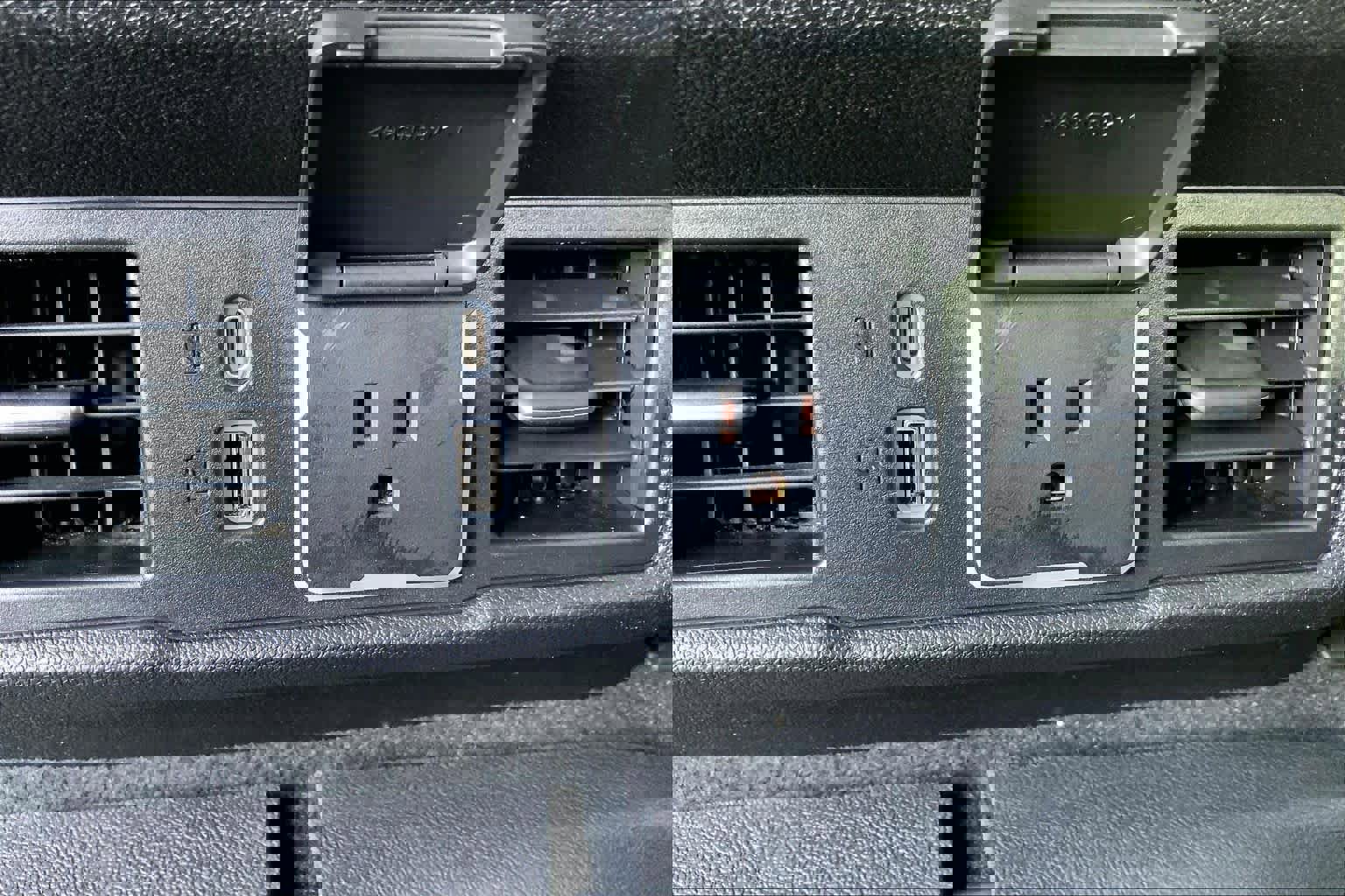 Used 2022 Chevrolet Silverado 1500 RST image 32