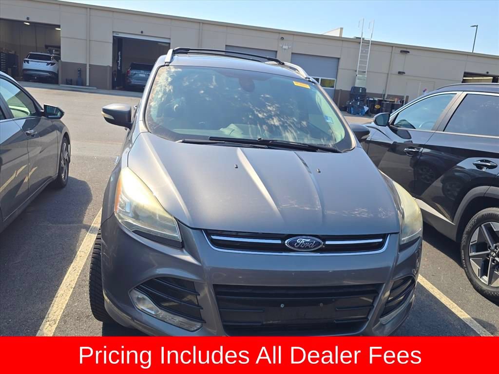 Used 2013 Ford Escape Titanium w/ Parking Technology Pkg AWD/4WD image 2