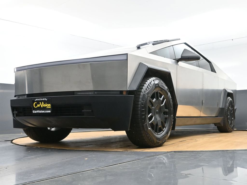 Used 2024 Tesla Cybertruck AWD Crew Cab image 56