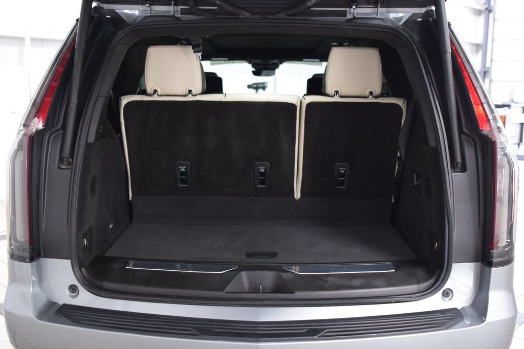 Used 2023 Cadillac Escalade Sport w/ LPO, ONYX Package AWD/4WD image 26