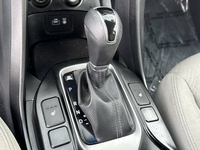 Used 2018 Hyundai Santa Fe Sport w/ 2.4L Value Package 02 FWD image 32