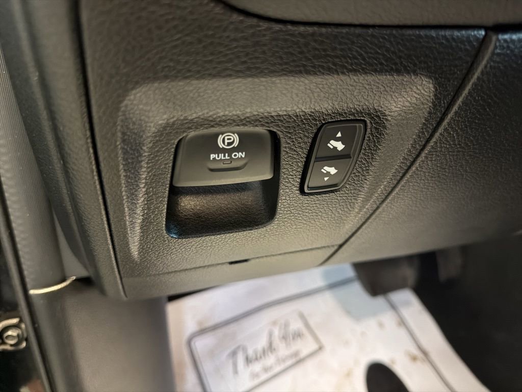 Used 2024 RAM 1500 Big Horn image 24