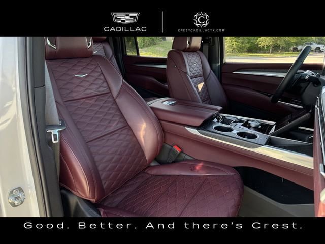 Certified 2025 Cadillac Escalade ESV Premium Luxury w/ Touring Package AWD/4WD image 29